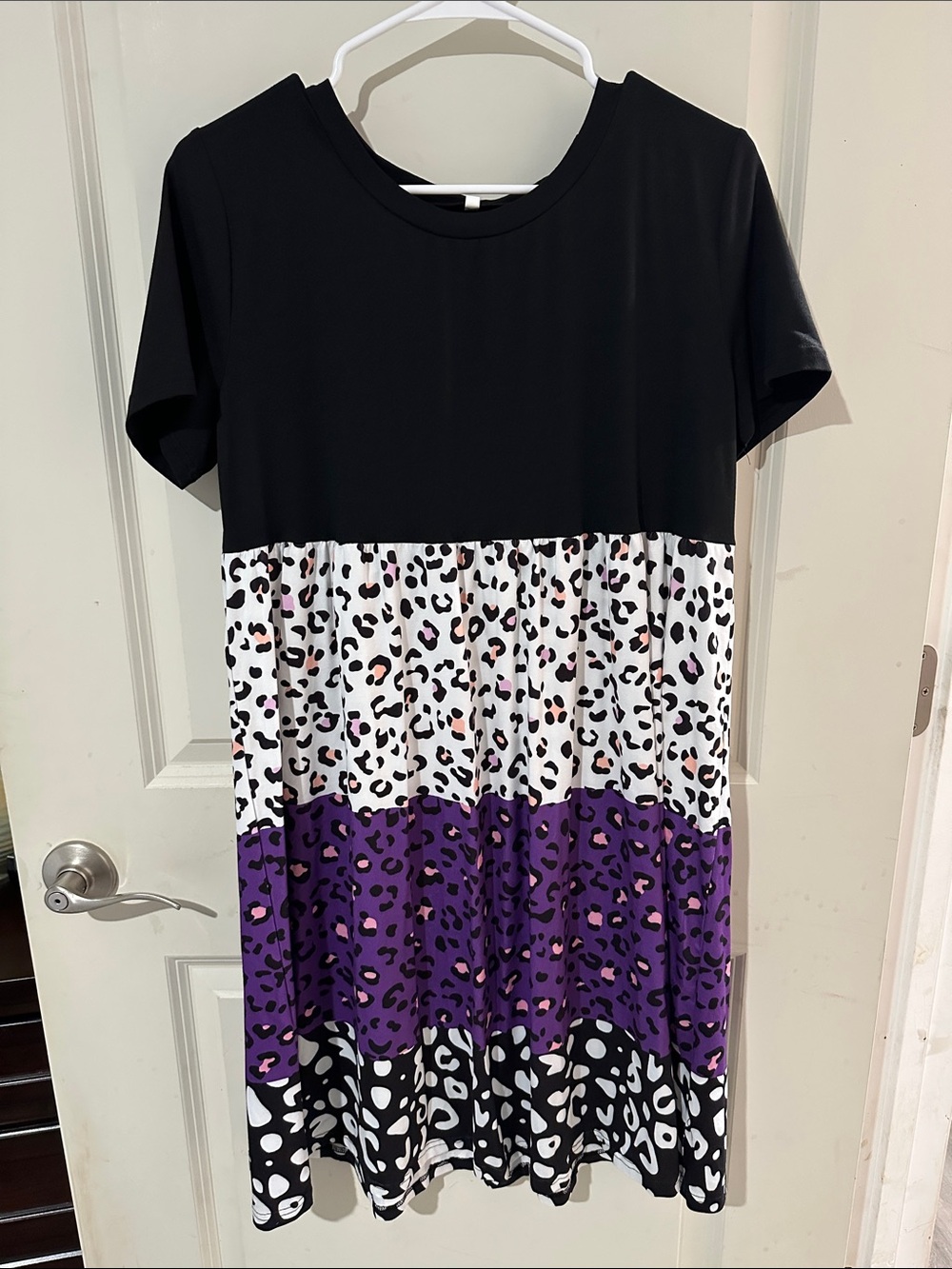 Source Unknown Black, White and Purple Leopard Print Midi Dress